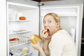 coughing and starvation in a woman when quitting smoking